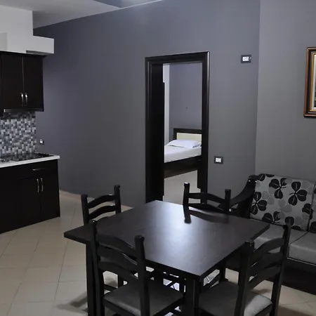 Qendra Hotel