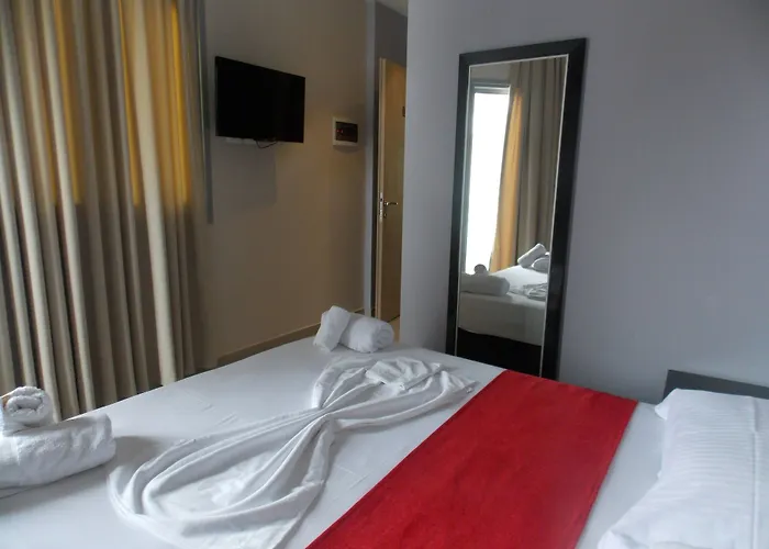 Qendra Hotel